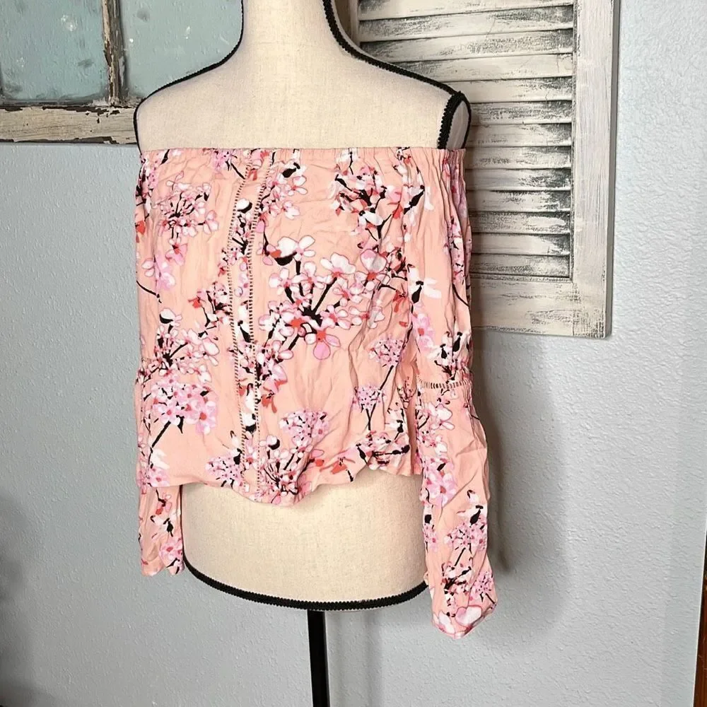 Cupcakes And Cashmere Cherry Blossom Off Shoulder Blouse Crop Top Trim Size Extr - Picture 2 of 11